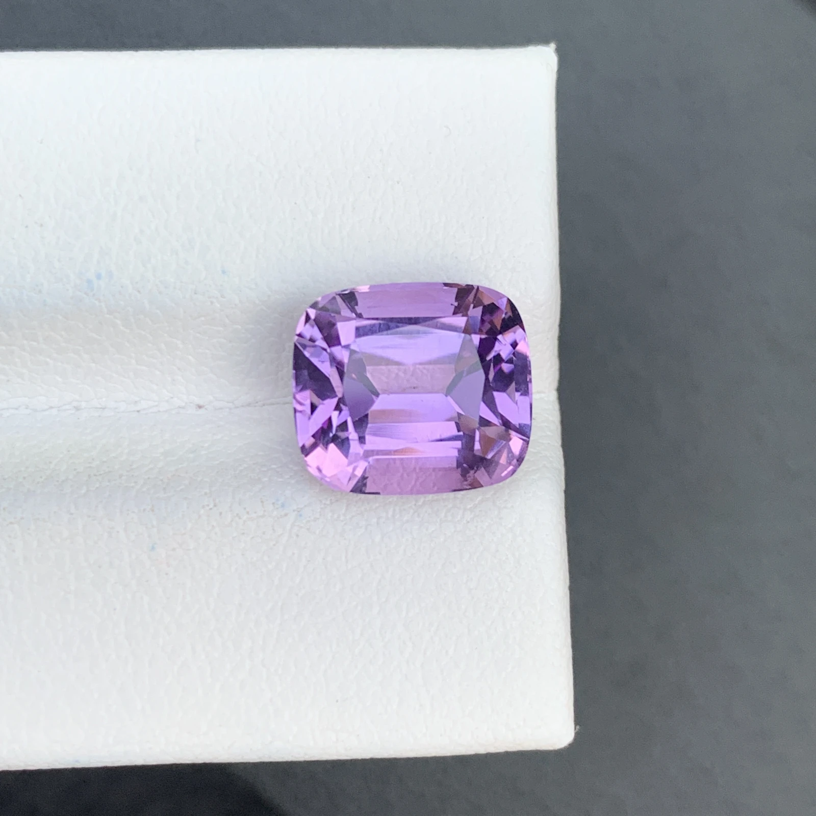 5.64 ct Natural Purple Amethyst Cushion Shape Loose Gemstone — view 9